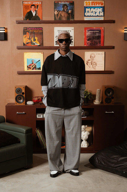 Slant Sparkline Black Tee