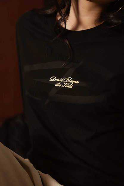 Compass Italic Black Tee