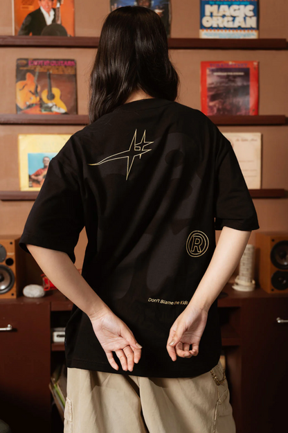 Compass Italic Black Tee