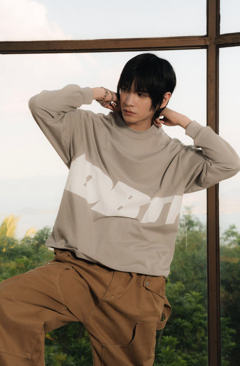 DBTK Slant LS Light Gray White